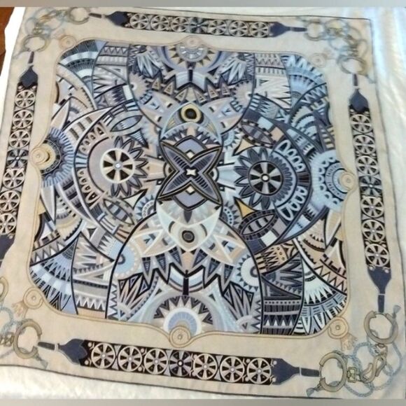 Vintage 💯 Silk Scarf Baoshidi Geometric Pattern - Picture 1 of 15